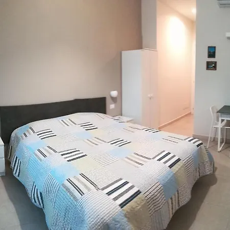 A Casa Da Cri Bed & Breakfast *